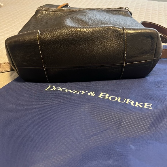 Dooney & Bourke Womens Leather Backpack - Picture 5 of 6